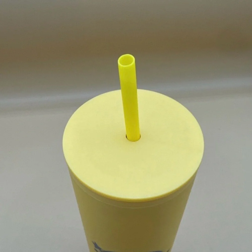 AQUARIUS TUMBLER W/STRAW MODERN EXPRESSIONS 22FL OZ YELLOW NWT